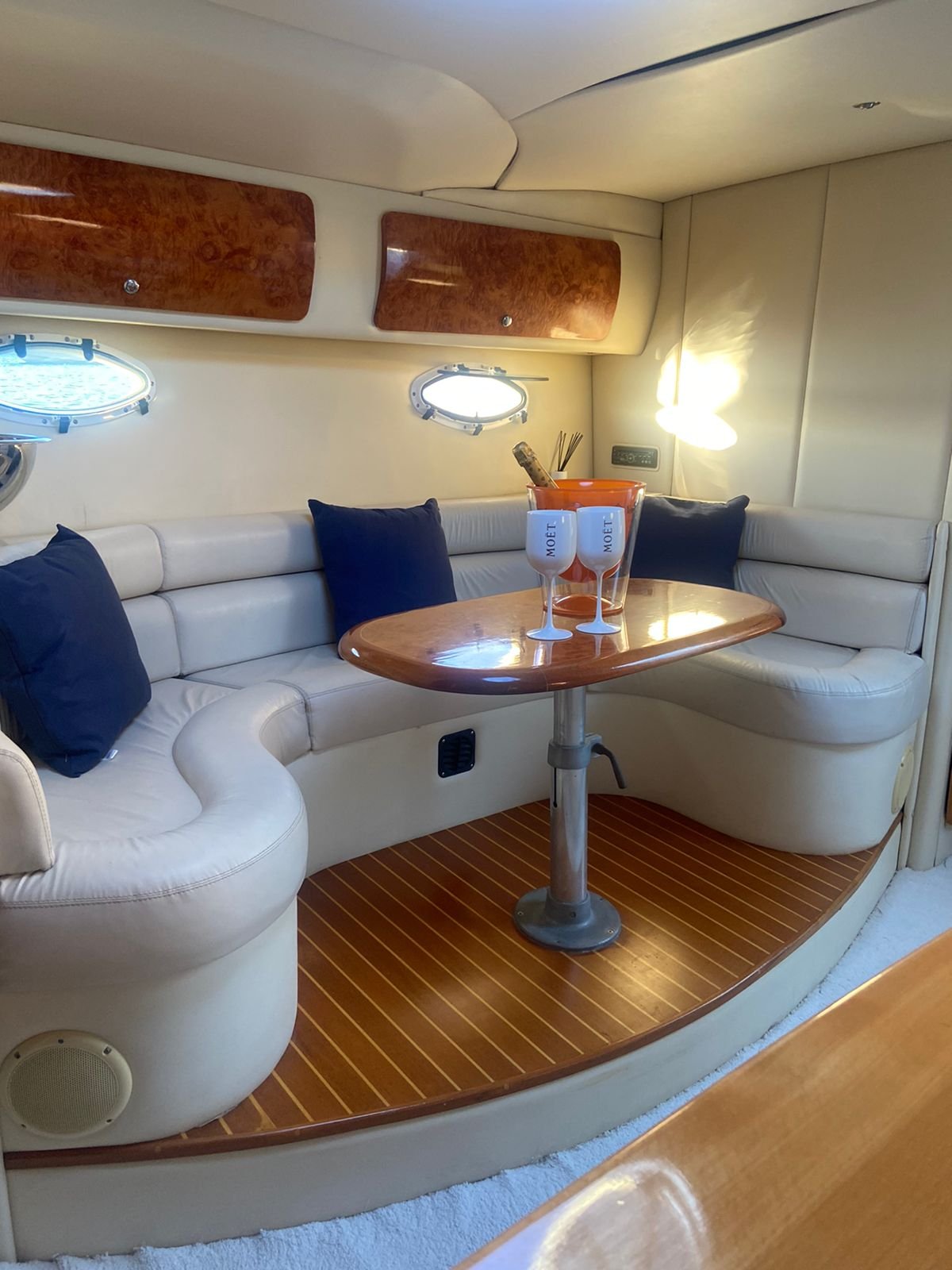 2006 Mediterranean America 40