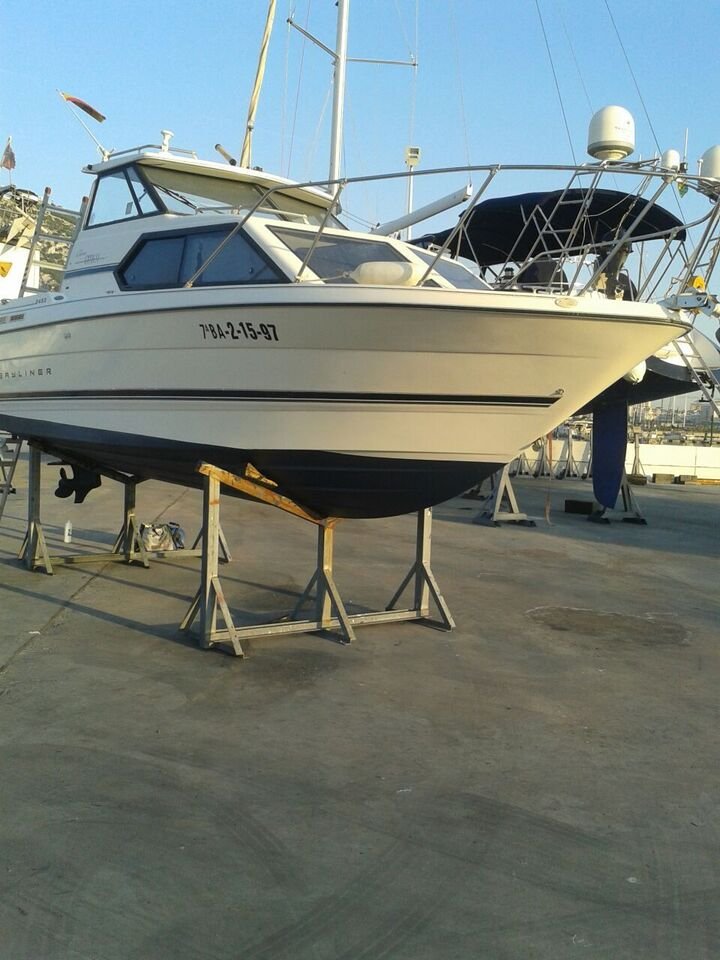 1996 Bayliner 2452 Express