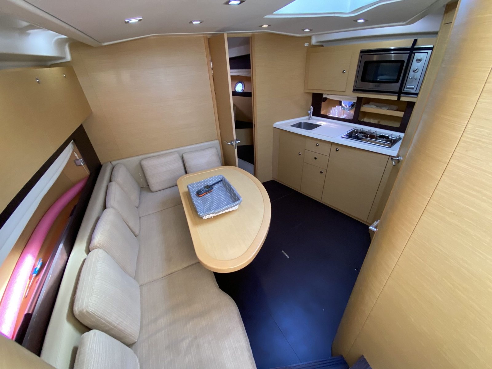 2008 Beneteau Monte Carlo 37