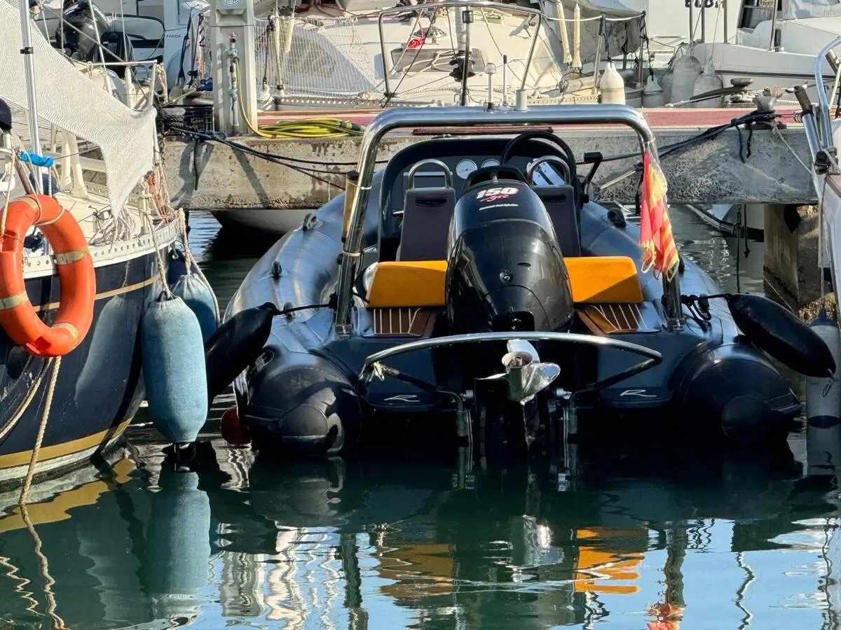 2021 Roughneck marine 636