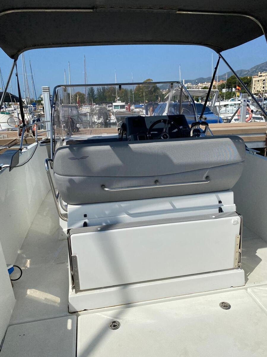 2019 Beneteau Flyer 8.8 Spacedeck