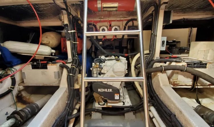 1988 Sea Ray 460 EC