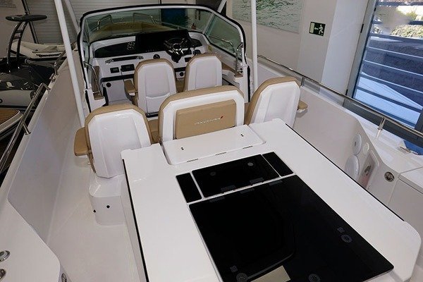 2022 Axopar 28 T-TOP Axopar 28 T-TOP