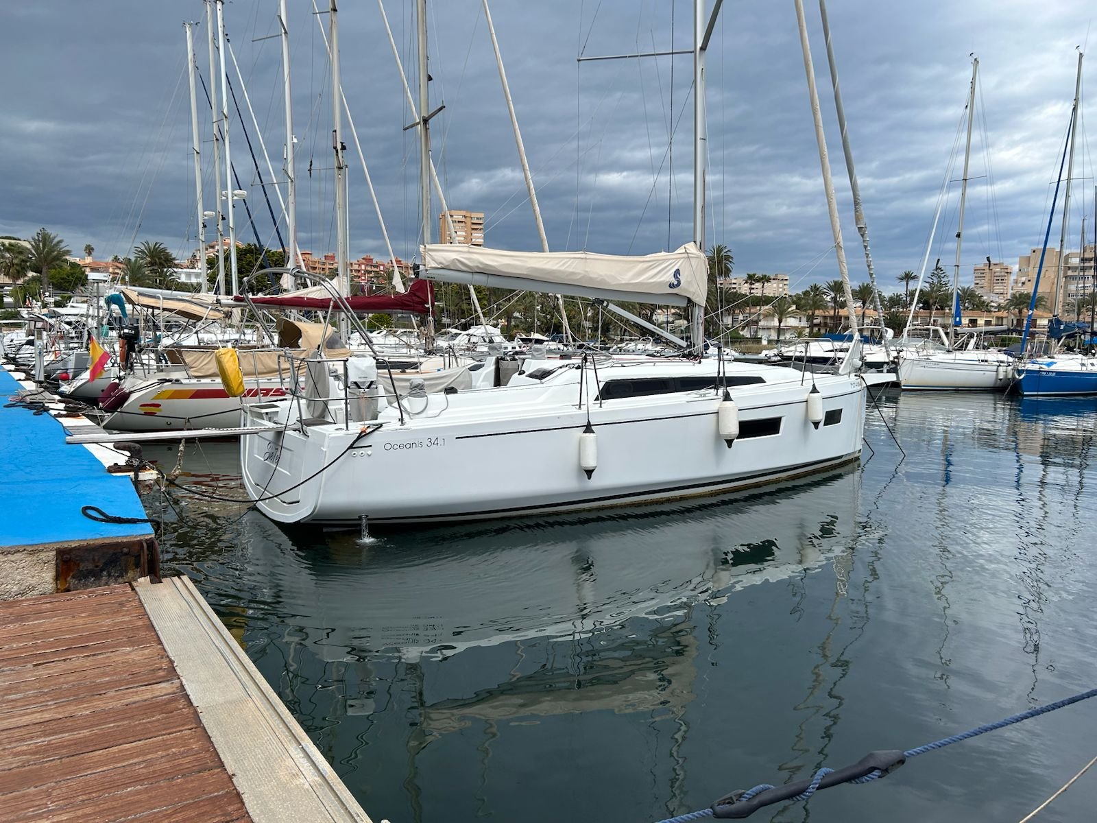 2022 Beneteau Oceanis 34.1