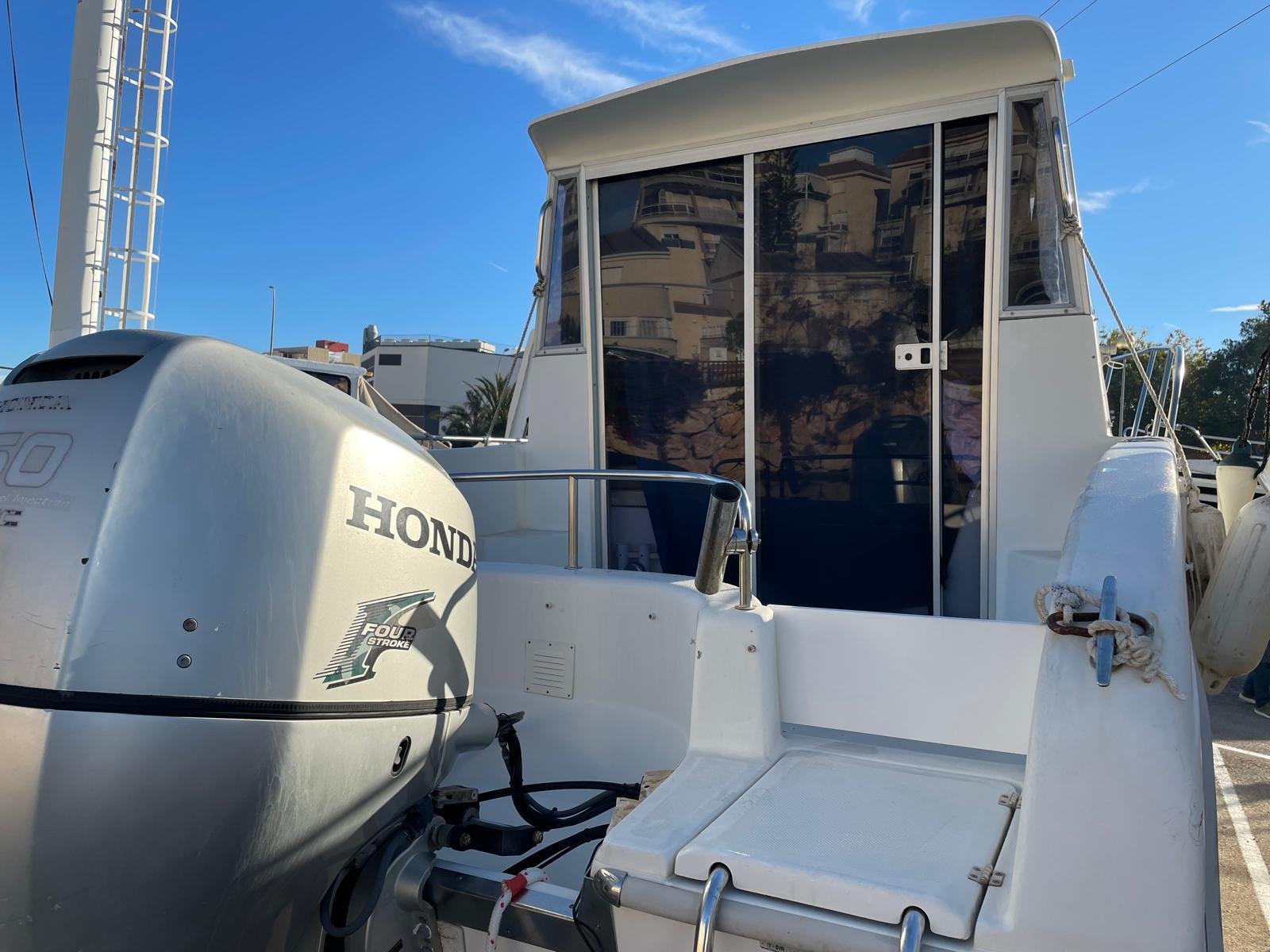 2012 Saver Fisher 22 Cabin